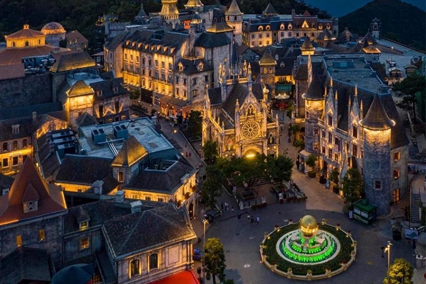 Mercure Danang về đêm