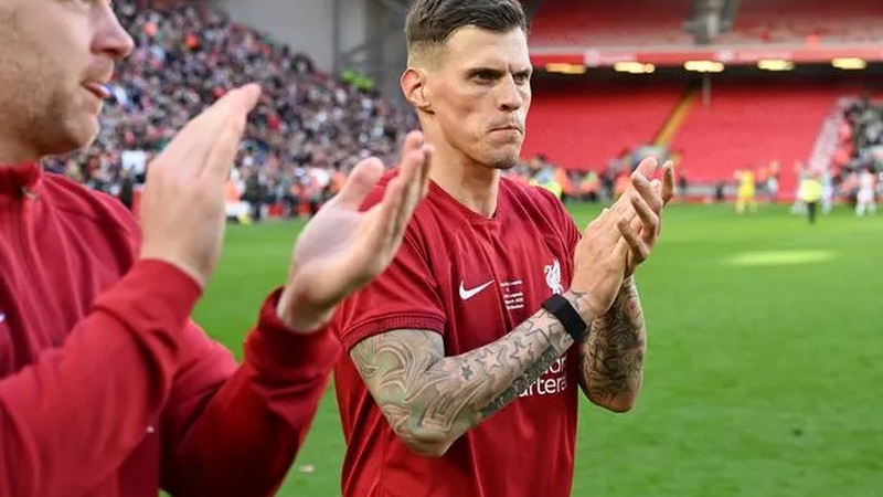 Cầu thủ Martin Skrtel - Cận vệ không danh hiệu của Liverpool